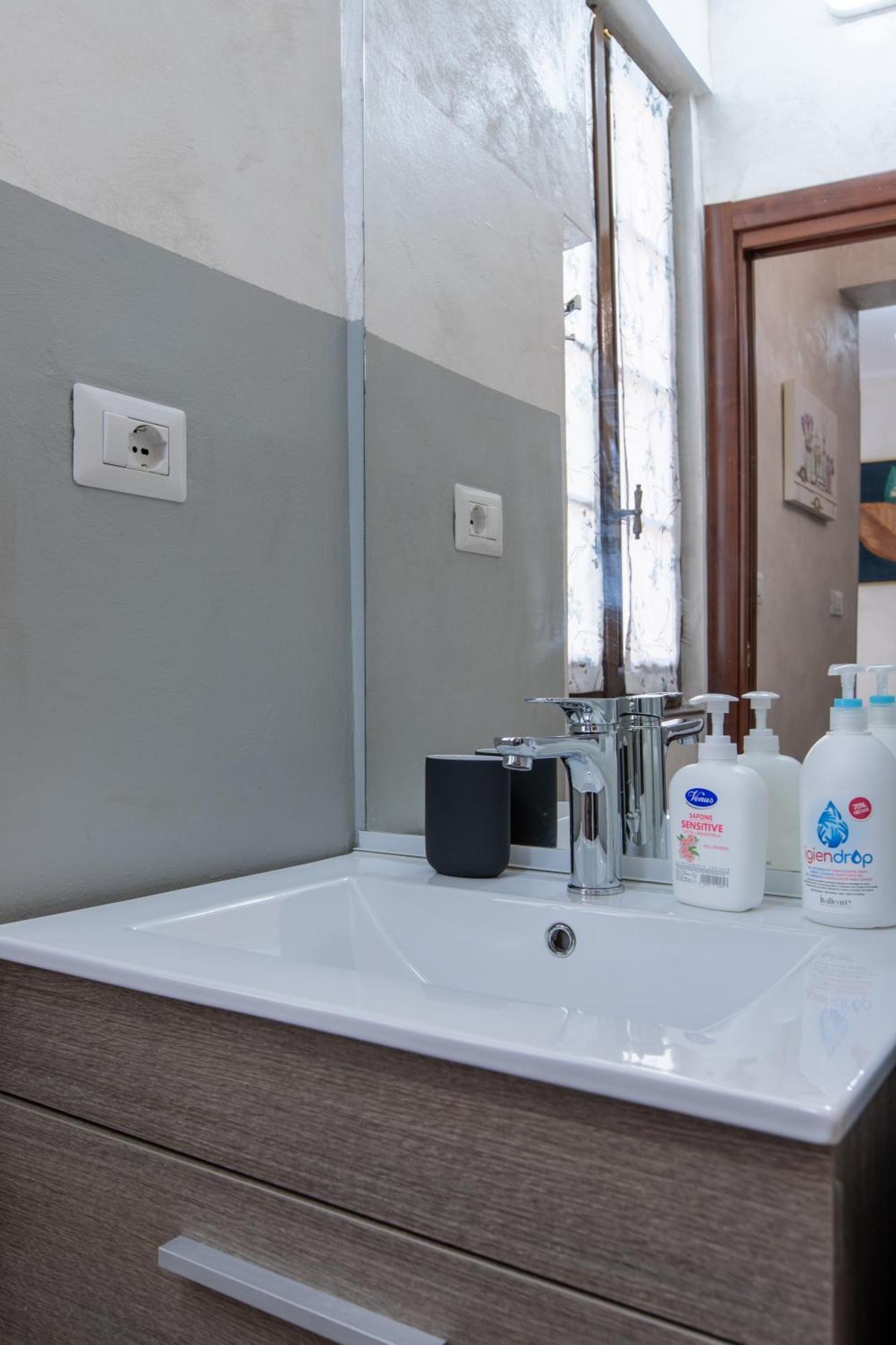 La Dolce Vite Apartment Alba  Luaran gambar